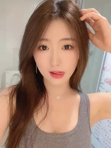 清纯又性感的邻家小姐姐，D杯大奶翘臀榨汁机，梦中情人的feel